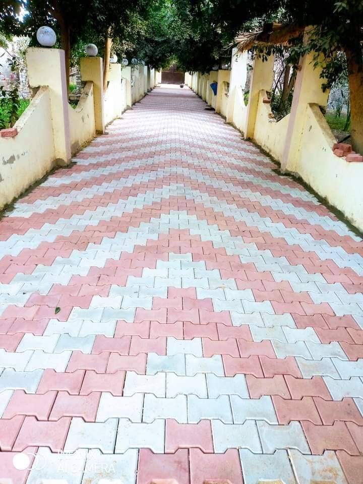 Heavy duty parking area paving blocks